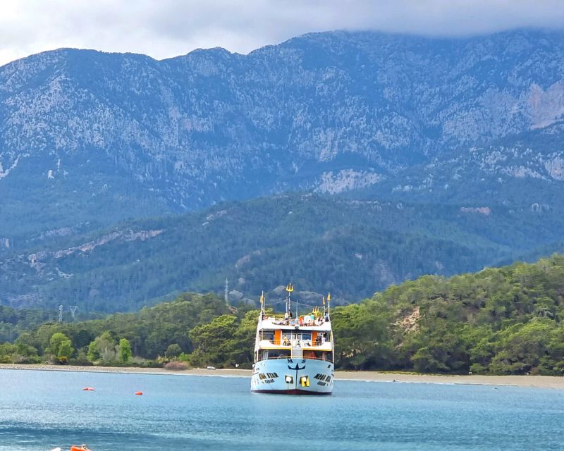 Antalya & Kemer: Megastar Catamaran Cruise With Foam Party - Swimming and Relaxation at Cennet and Kiri Bays