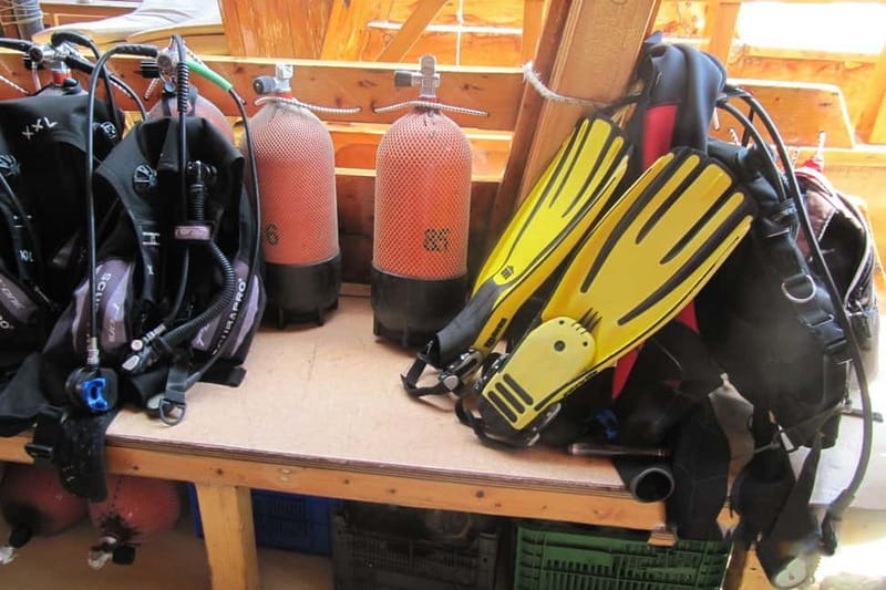 Antalya/Kemer: Scuba Diving Experience with 2 Dives & Lunch - Enjoying the Onboard Lunch: Fresh and Filling