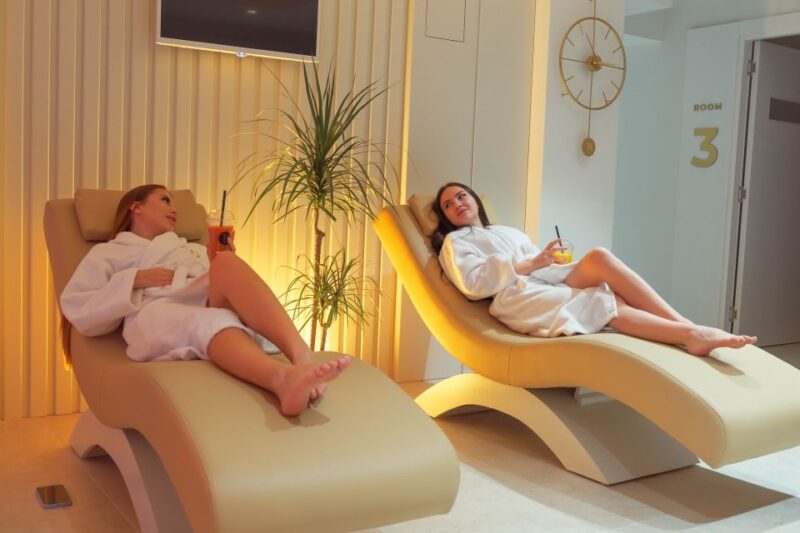 Antalya: Massage and Professional Skin Care Experience - Relaxation Lounge with Turkish Delights and Hot Drinks