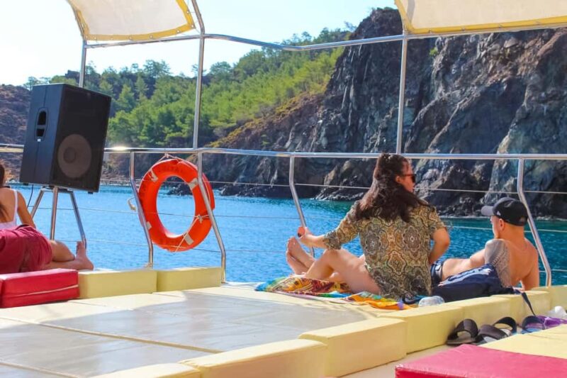 Antalya: Old Town with Aquarium or Cable Car & Waterfalls - Shopping and Lunch Breaks in Antalya