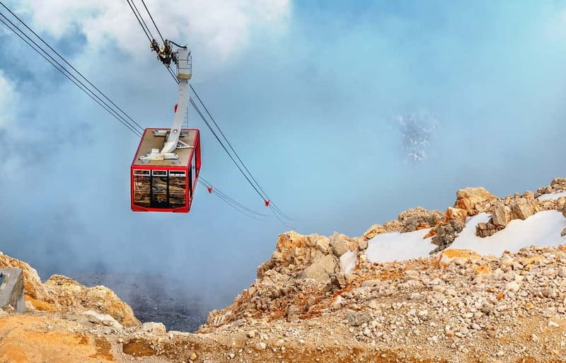 Antalya: Olympos Cable Car & Tahtali Mountains with Transfer - Exploring the Summit: Shops, Food, and Photo Opportunities