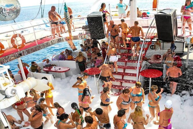 Antalya Pirate Boat Tour with Lunch and Roundtrip Transfer - Engaging Activities and Pirate-themed Entertainment