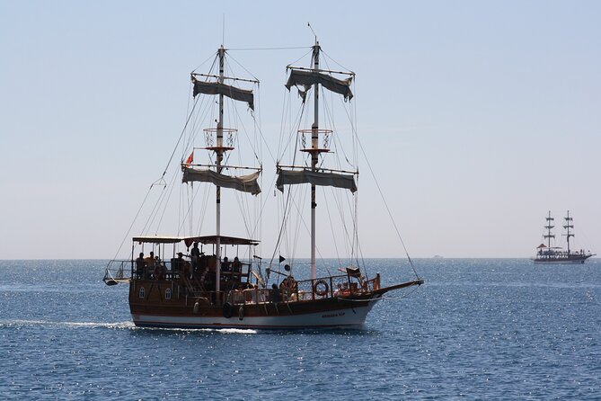Antalya Relax Boat Tour - Antalya Relax Boat Tour: A Calm Escape from the City Buzz