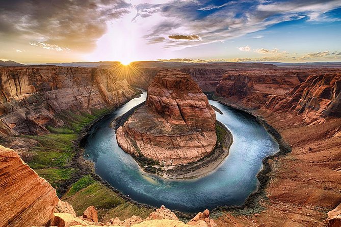 Antelope Canyon and Horseshoe Bend Day Tour from Flagstaff - Exploring Antelope Canyon and Horseshoe Bend from Flagstaff