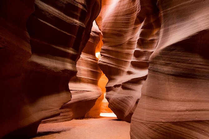 Antelope Canyon & Horseshoe Bend from Vegas, Lunch, Free WiFi - Antelope Canyon: Guided Tour with Navajo Guides