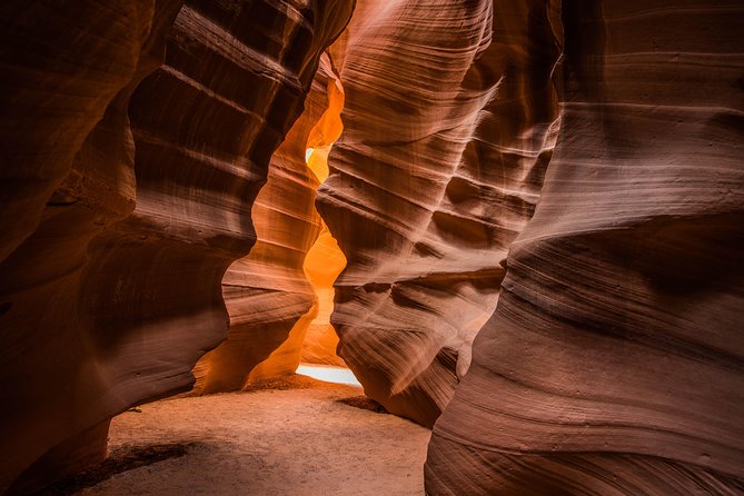 Antelope Canyon via Canyon X and Horseshoe Bend Scenic Tour from Flagstaff - Explore the Scenic Wonders of Flagstaff with a Detailed Antelope Canyon Tour