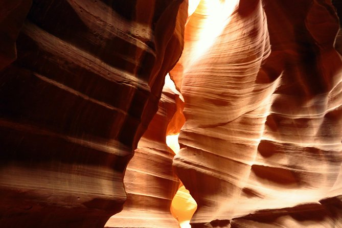Antelope Slot Canyon and Horseshoe Bend Day Tour from Flagstaff - Lunch with Scenic Views of Glen Canyon and Lake Powell