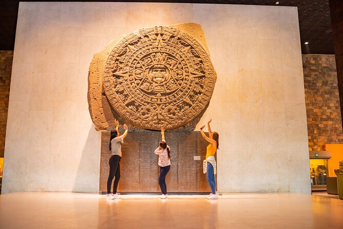 Anthropology Museum, Chapultepec Castle & Cable Car Tour - Iconic Photos at El Angel de la Independencia