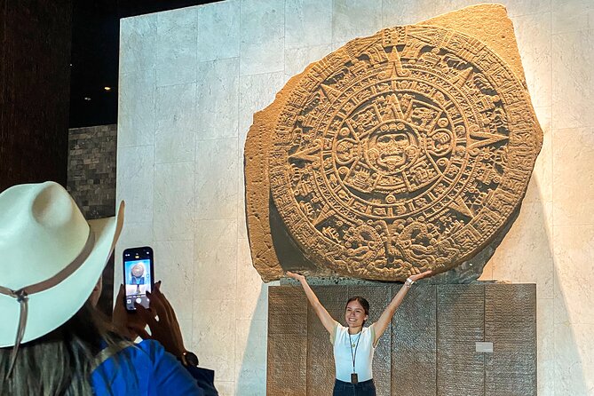 Anthropology Museum Guided Tour - Discovering Iconic Artifacts: The Olmec Heads and Aztec Calendar