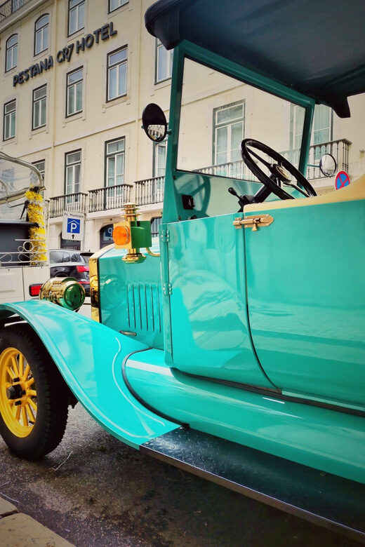 Antique Car Tour - Navigating Lisbon’s Hills in Style