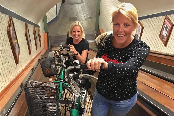 Antwerp Bike Tours - The Guide: Knowledgeable, Friendly, and Enthusiastic