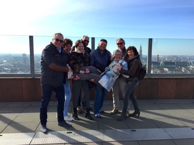 Antwerp: City Highlights Walking Tour - Logistics, Group Size, and Language Options