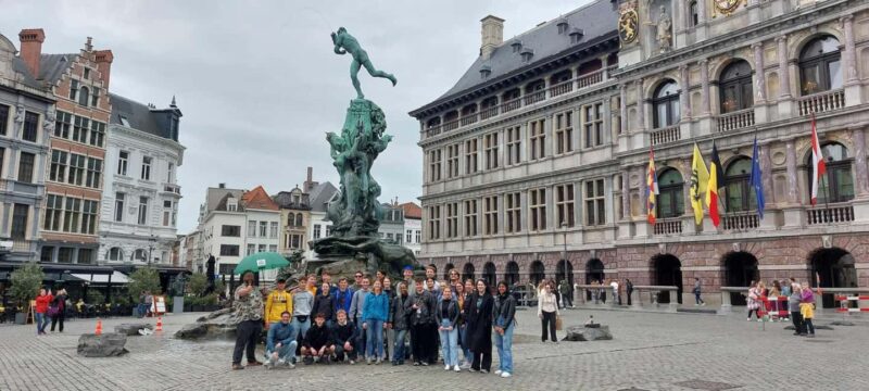 Antwerp: Historical Walking Tour in the Old City - Key Points
