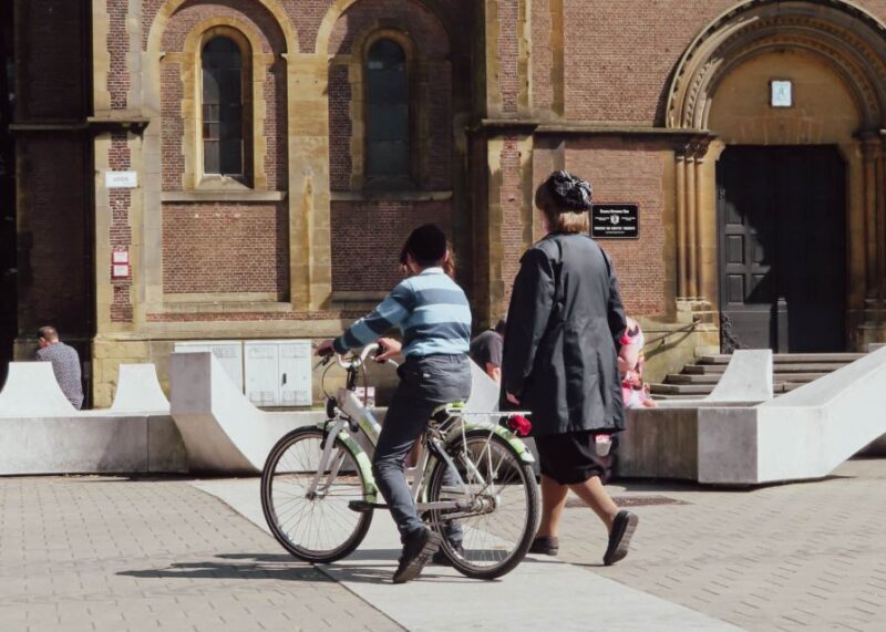 Antwerp: Jewish Neighbourhood Guided Walking Tour - Key Points