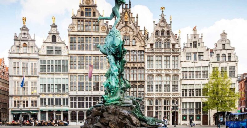 Antwerp: Private Historical Highlights Walking Tour - Discovering Hendrik Conscience Statue and Baroque Churches