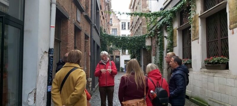 Antwerp: Private Historical Highlights Walking Tour - Meeting the Nello & Patrasche Statue and Visiting the Cathedral of Our Lady
