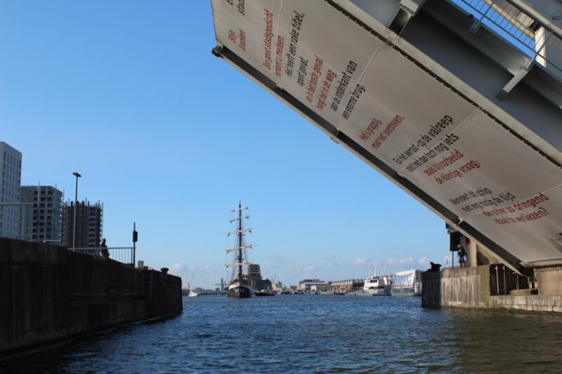 Antwerp: Private Old Harbour Boat Tour Incl. Drinks & Snacks - Convenient Meeting Point at the MAS Museum