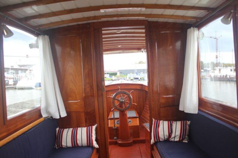 Antwerp: Private Old Harbour Boat Tour Incl. Drinks & Snacks - Who Will Enjoy This Tour Most