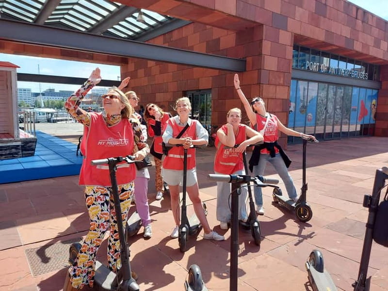 Antwerp: The Big Five City Highlights E-kickscooter Tour - Visiting the Antwerp Diamond District