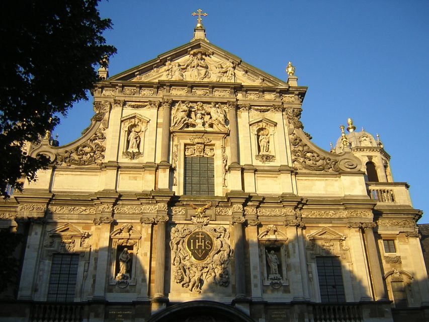 Antwerp: Walking Tour from Steen to Central Station - Exploring Antwerp’s Main Squares and Historic Buildings