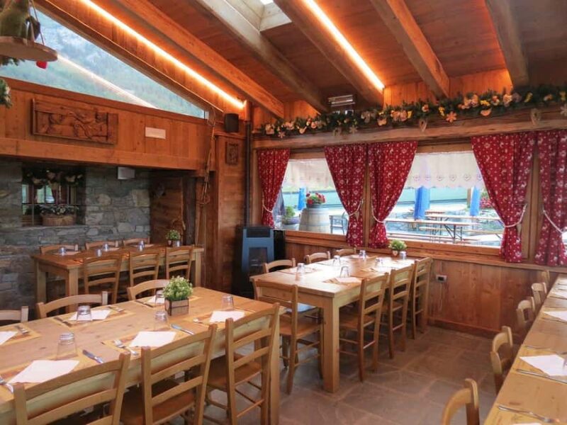 Aosta Valley: typical Aosta Valley lunch at a mountain hut in Torgnon - Authentic Aosta Valley Dining on the Slopes of Torgnon