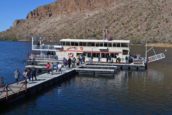 Apache Trail with Dolly Steamboat - Explore the Apache Trail and Canyon Lake on a Small-Group Tour