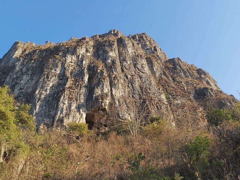 Apoala Canyon, Ponds and Waterfalls 2 Days Hike Trip - Diverse Terrains and Scenic Overlooks on Day 1
