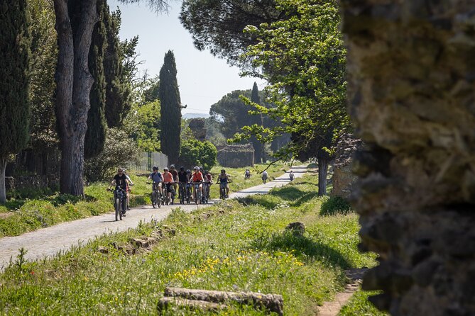 Appian Way on E-bike: Tour with Catacombs, Aqueducts and Food - The Impressive Aqueduct Park and Ancient Ruins