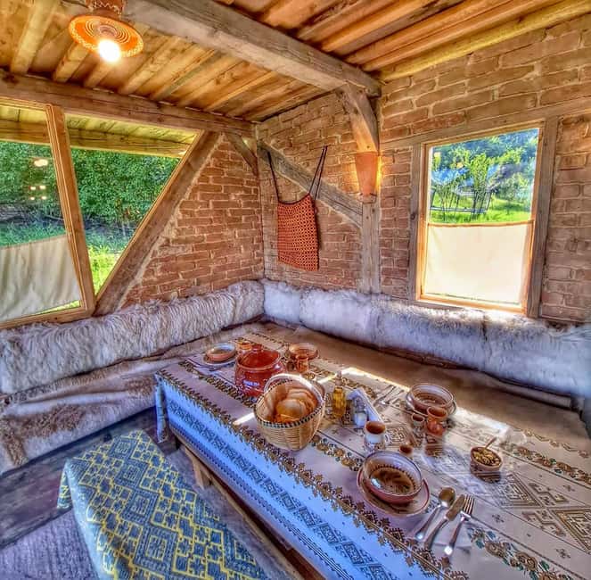 Apuseni Mountains Sunset Dinner at Casa Glod - Enjoy an Authentic Sunset Dinner at Casa Glod in the Apuseni Mountains