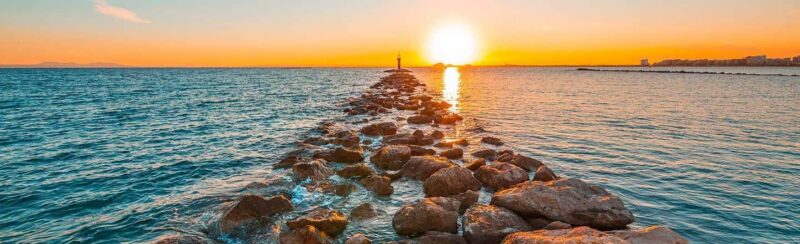 AQUA SPLASH SUNSET : Mega Slide & Cocktail & Swimming - Key Points