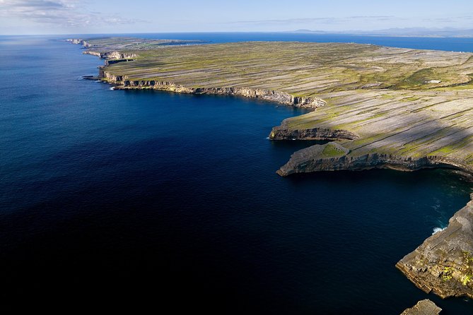 Aran Islands Scenic Flight and Galway Rail Tour from Dublin - Discover the Unique Combo of Scenic Flight, Train Travel, and Galway Exploration