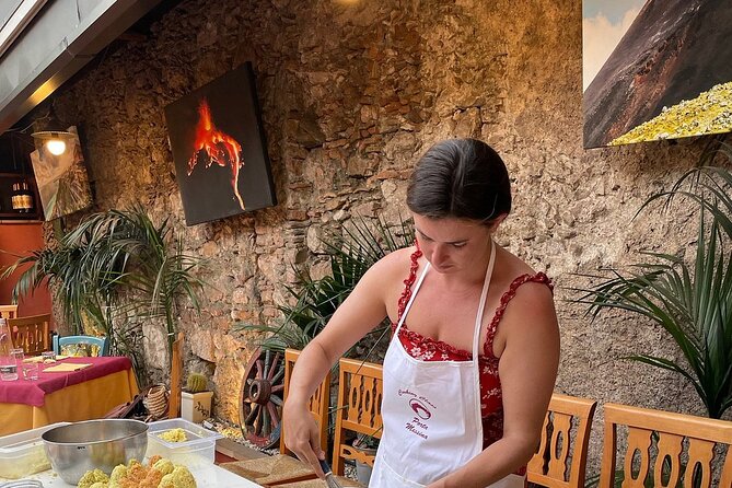 Arancino Making Class in Taormina - Practicalities: Group Size, Booking, and Cancellation