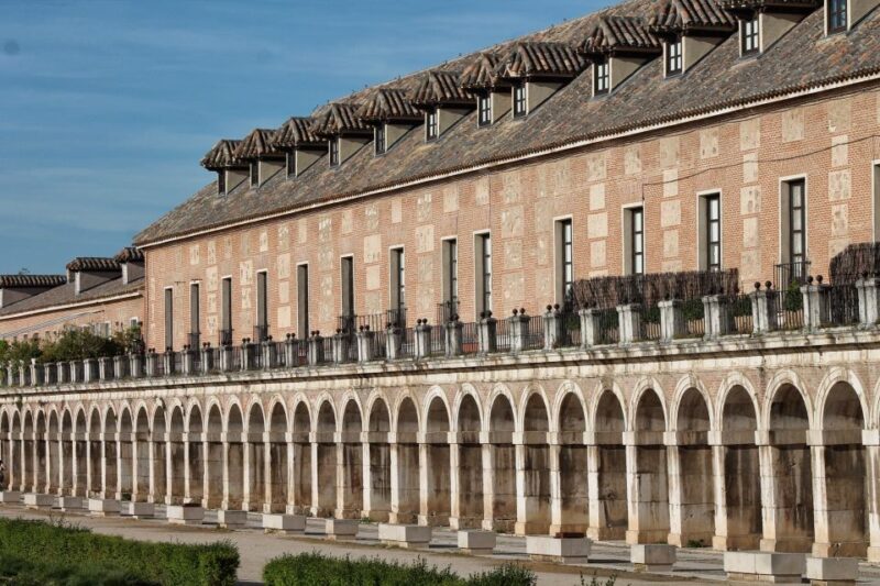 Aranjuez: City and Gardens Guided Walking Tour - Comparing This Tour to Similar Options in Aranjuez