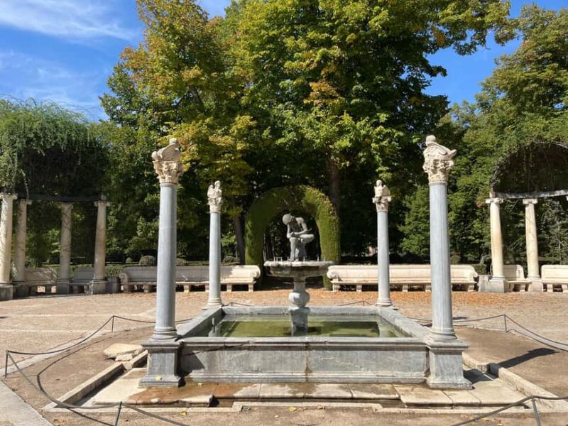 Aranjuez Palace and Gardens Guided Tour - Key Points
