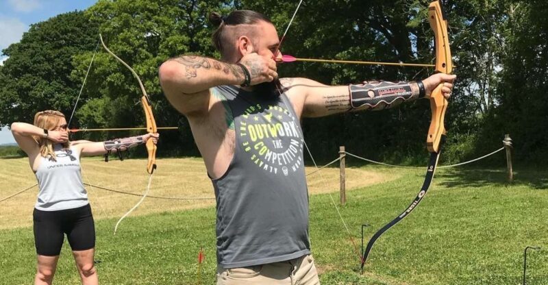 Archery Experience in the Herefordshire countryside - Multiple Competitive Rounds for Engagement