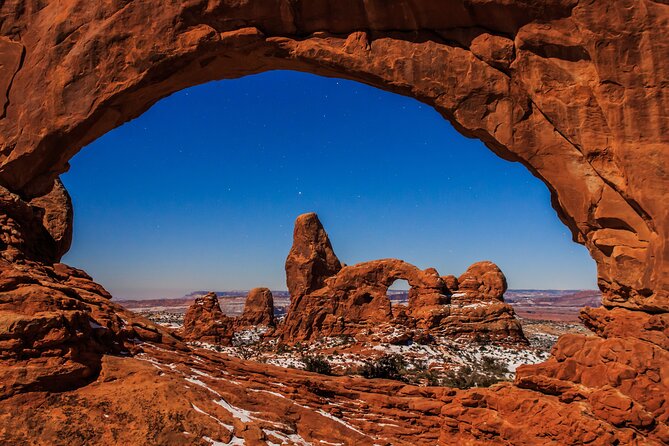 Arches, Canyonlands & Moab Adventures: Small Group 3-Day Tour - Starting Point: Salt Lake City and the Prehistoric Museum