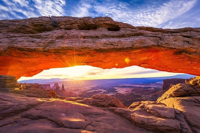 Arches, Canyonlands & Moab Adventures: Small Group 3-Day Tour - Moab: Gateway to Utah’s Red Rock Landscapes