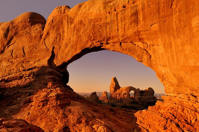 Arches National Park by Van Tour - Convenient Departure from Moab at 7:00am