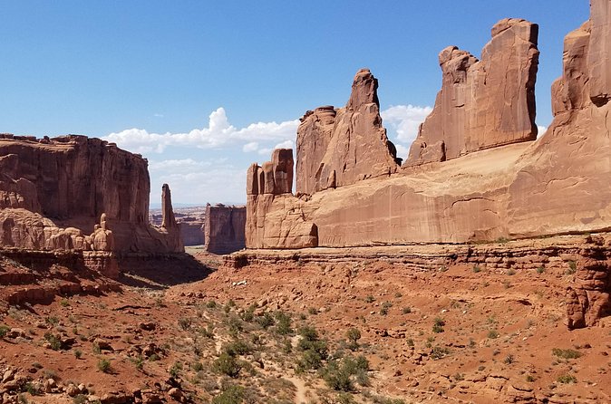 Arches National Park by Van Tour - The Guide and Onboard Comforts: Knowledgeable and Friendly