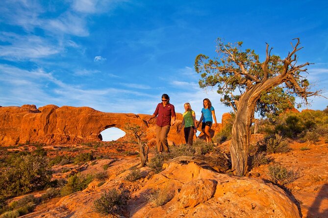Arches National Park Morning Tour - Stops at the Most Famous Sites of Arches