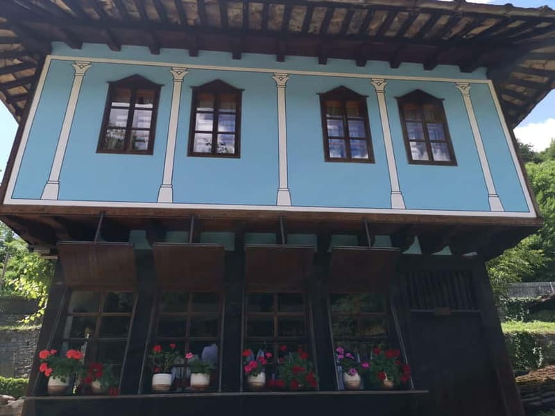 Architectural Open Air Museum - Etara and Veliko Tarnovo - Veliko Tarnovo: The Old Capital on Hills