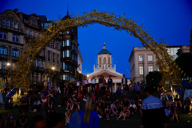 Architecture Tour of Brussels - The Playful Legend of Manneken Pis