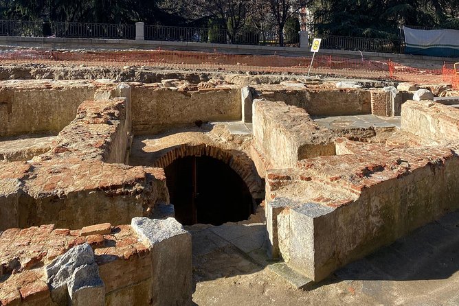 Architecture Tour Old Madrid, from the Arabs to the Borbons, trough the Austrias - Discovering Madrid’s Old Streets and Squares