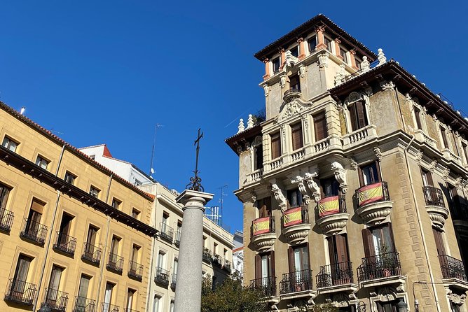 Architecture Tour Old Madrid, from the Arabs to the Borbons, trough the Austrias - Market and Plaza Visits: San Miguel Market and Plaza Mayor