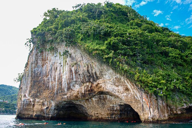Arcos Animas and Quimixto - Explore Puerto Vallarta’s Natural Wonders with the Arcos, Ánimas & Quimixto Tour