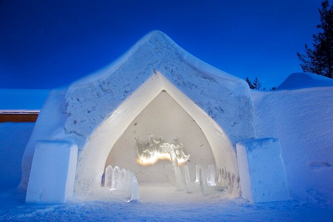 Arctic Snow Hotel Visit in Wildness in Rovaniemi - Discover the Arctic Snow Hotel in Rovaniemi for a Unique Ice & Snow Art Experience