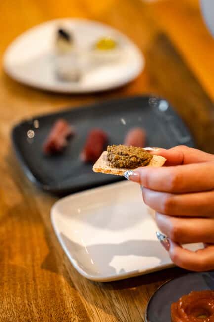 Ardèche: Ardèche food and wine pairing tasting - Ardèche Food and Wine Pairing Tasting at Château de la Selve