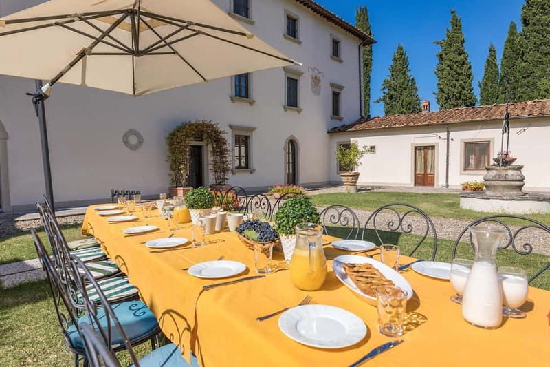 Arezzo Experience: Winery Tour and Wine Tasting - Exploring the Winery and Vineyard Grounds