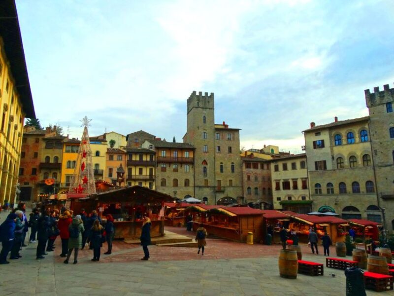 Arezzo: Guided Walking Tour with Piazza Grande - Strolling Past Architectural and Cultural Landmarks