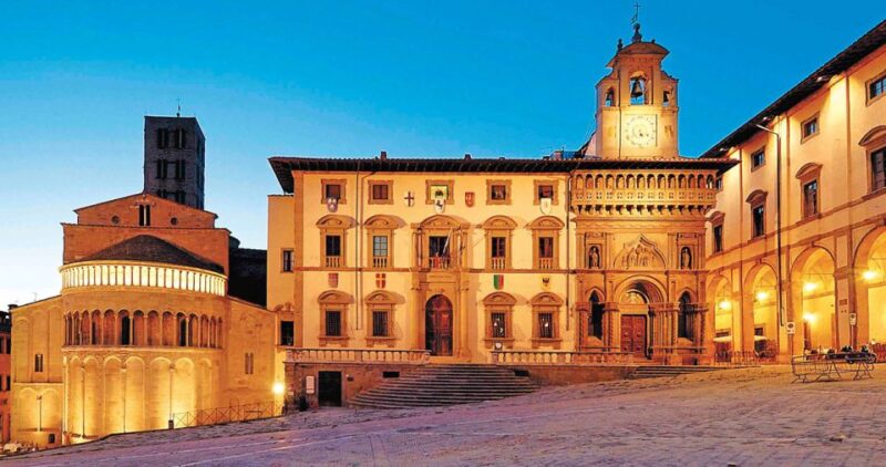 Arezzo: Private Walking Tour - Practical Information and Meeting Details